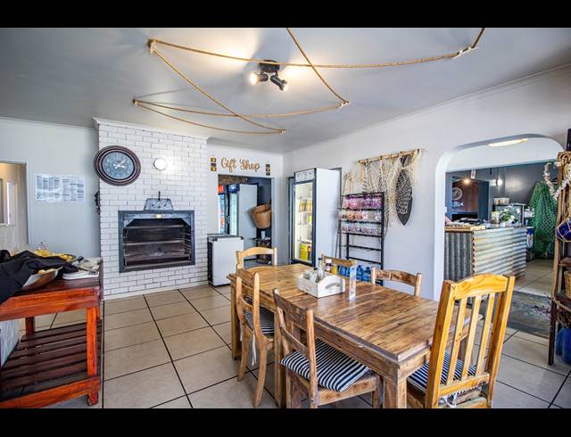 227M² RESTAURANT FOR SALE IN DWARSKERSBOS